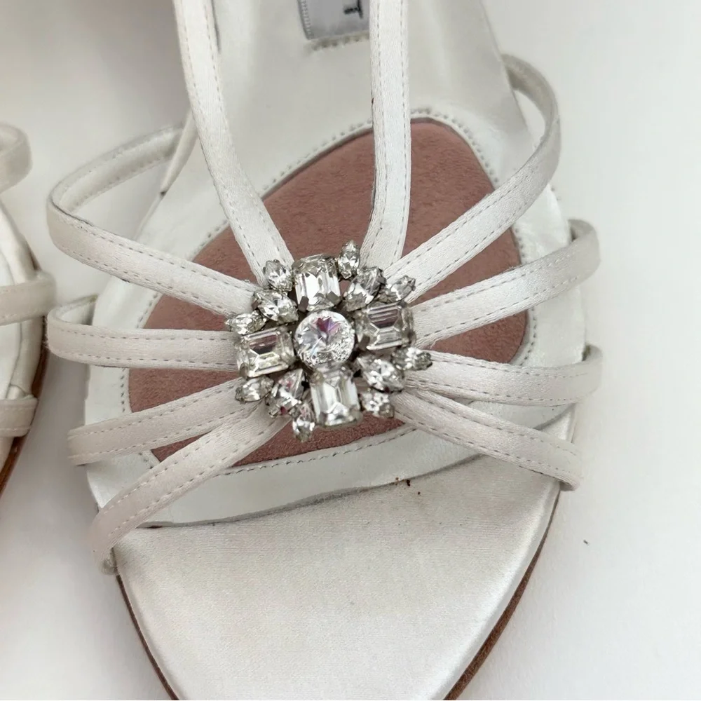 NEW! Filippa Scott Lori Wedding shoe heels 39 8.5 satin ivory crystal - Picture 2 of 10